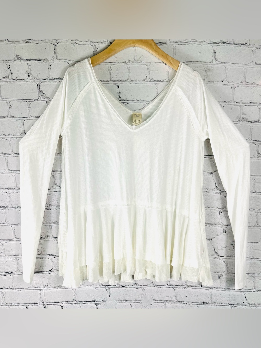 NWT Free People Tangerine Long Sleeve White Top Size XS - Picture 5 of 9